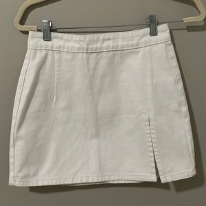 Lioness white denim mini skirt. Excellent condition.